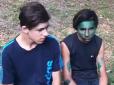Ще м'яка кара: Активісти облили зеленкою підлітків, які ногами били бездомного в Києві (відео)