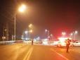 Під Києвом біля села Нові Петрівці поліцейський на дорозі вбив двох людей