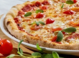 Смачна піца за 5 хвилин без тіста - це реально! Розповідаємо, з чого приготувати