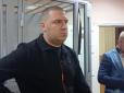 Вже через 30 хвилин після засідання суду: Чугуєвський військком, якого підозрюють у продажі документів ухилянтам, вийшов із СІЗО