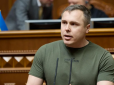 Вперше за багато місяців утаємничений в армійські справи діяч  назвав цифри: Нардеп Костенко відповів, скільки людей мобілізує Україна щомісяця, та прокоментував питання демобілізації