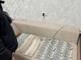 Цікава послуга: Сержанти возили ухилянтів до кордону на службовому авто ТЦК (фото)