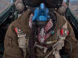 Air Hooligan оригінально відзначив День вишиванки: ​Лицар ордена Богдана Хмельницького піднявся в небо на своєму Су-27 у вишитій сорочці та привітав українців зі святом під 